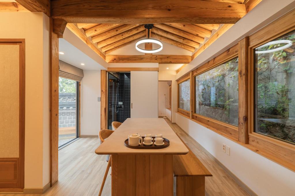 Luxury Hanok Seochon Stay - Error