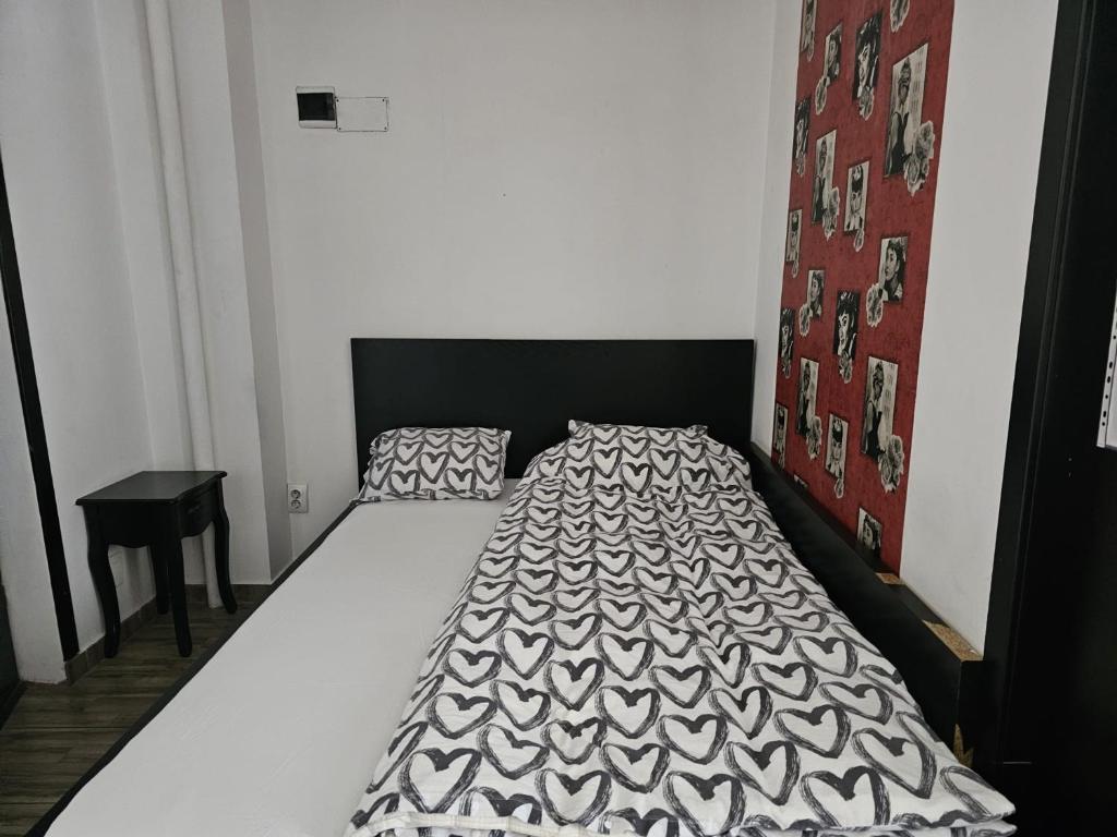 Central Class Bucharest - Two-Bedroom Apartment
