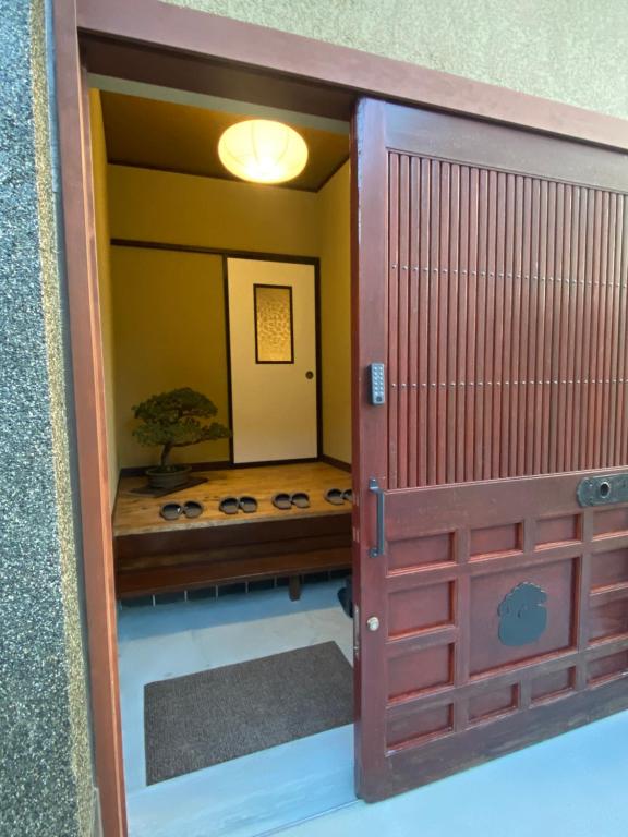 Fotografie z fotogalerie ubytování 城下町の一棟貸し 今来 Konrai - Private-use guesthouse v destinaci Macumoto