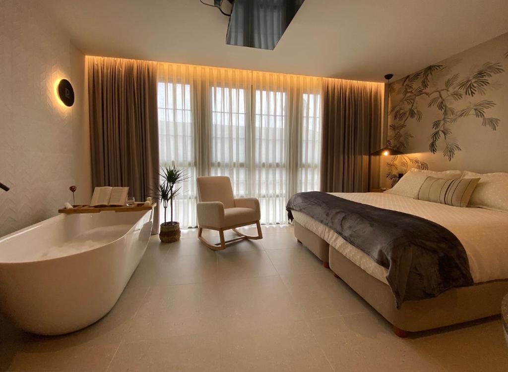 Hotel Puerto de Luarca - Deluxe Double Room With Bath