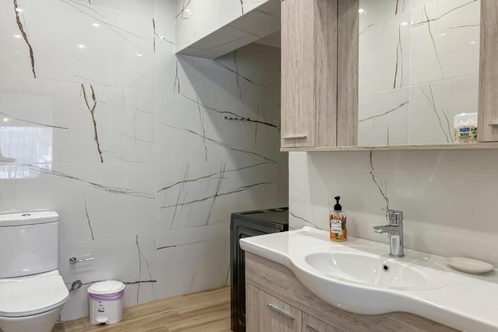 Kúpeľňa v ubytovaní Pano Stalos Villas