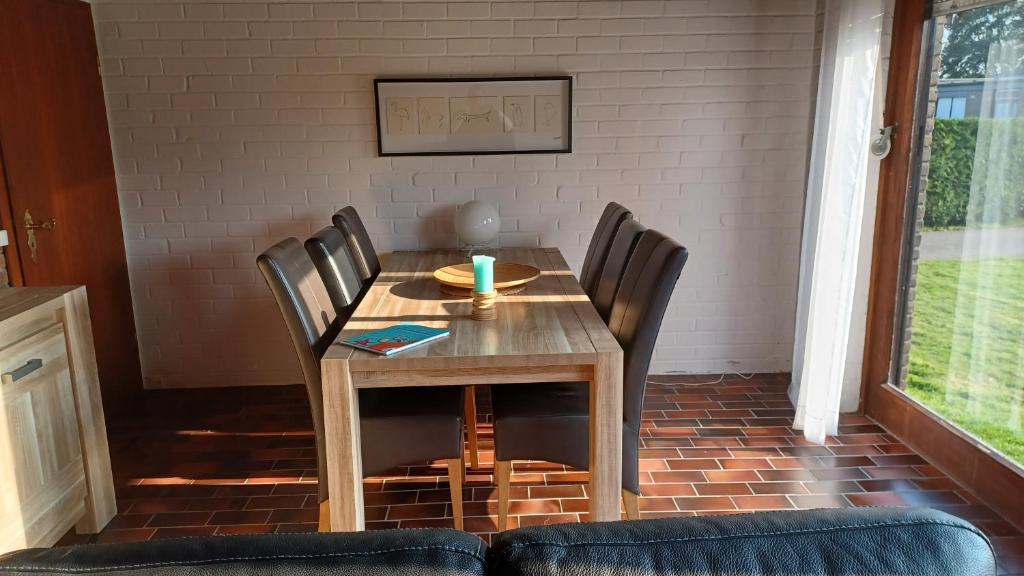 Posezení v ubytování Ferienhaus mit Meerblick