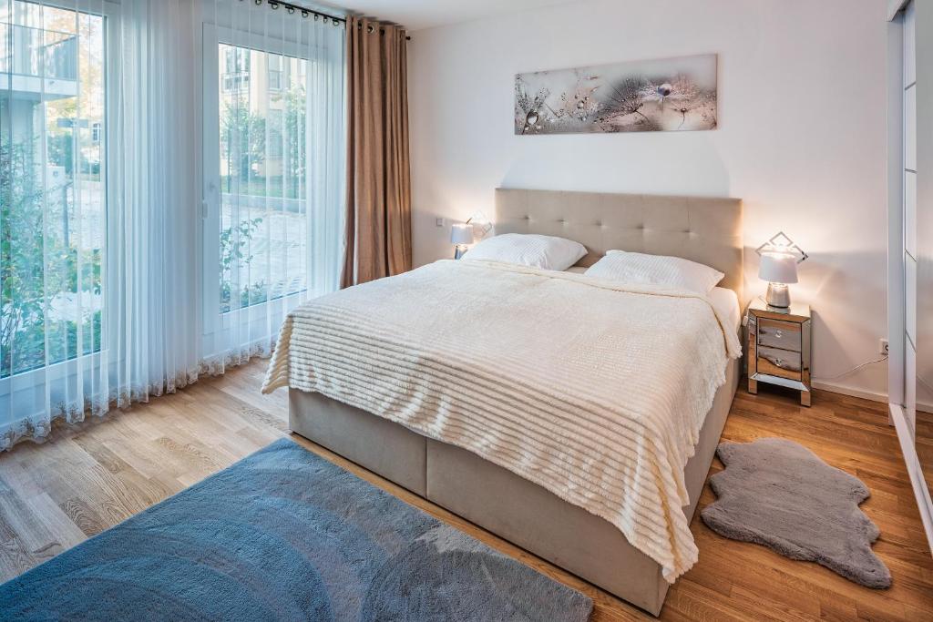 Apartment am Großen Garten - Terrasse & Parkplatz -8 Personen - Housity