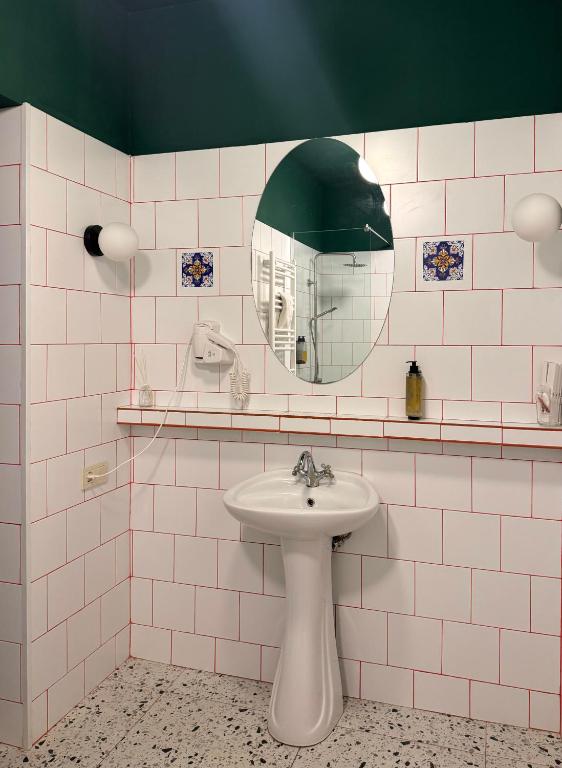 Koupelna v ubytování Hotel Memoire Kutaisi