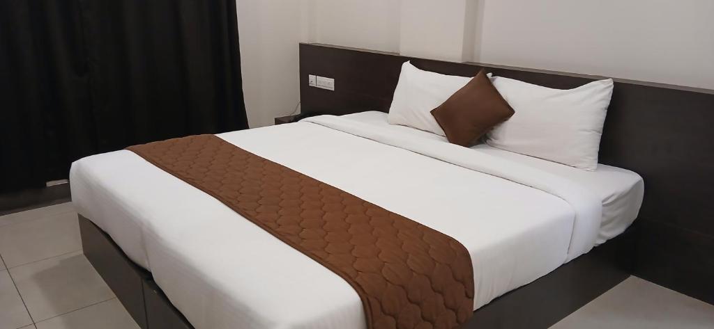 HOTEL PANKAJ RESIDENCY - Habitación Doble Estándar Con Ventilador
