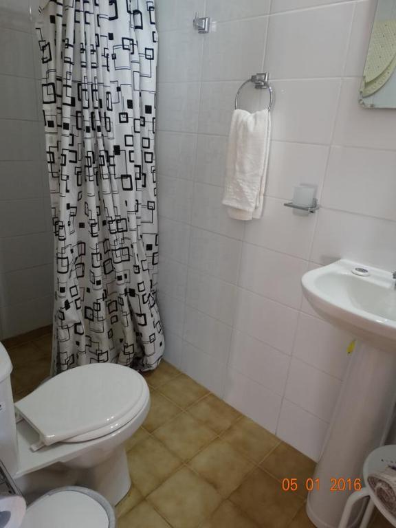 Koupelna v ubytování Apart Hotel Antu de Villarrica