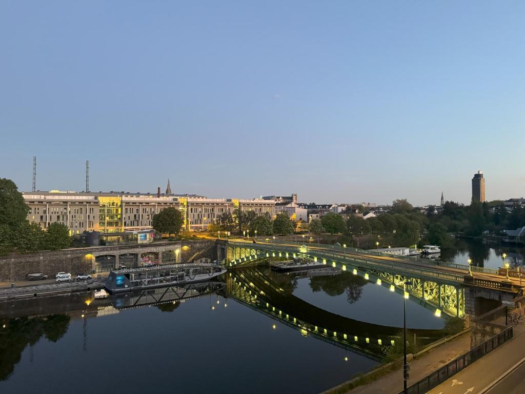 Photo de la galerie de l'établissement Le Penthouse - Appartement de luxe avec vue panoramique exclusive, à Nantes