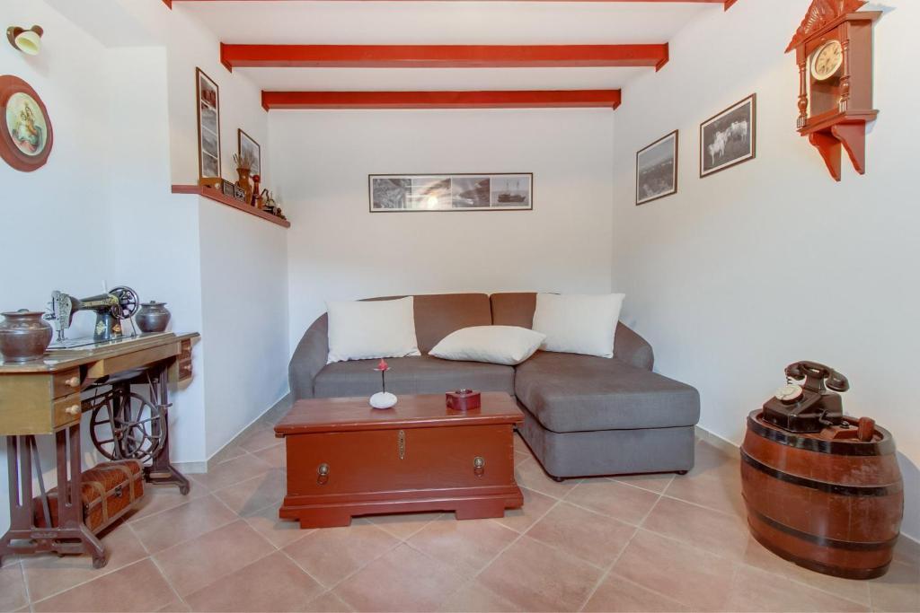 Posedenie v ubytovaní Apartments Franjo