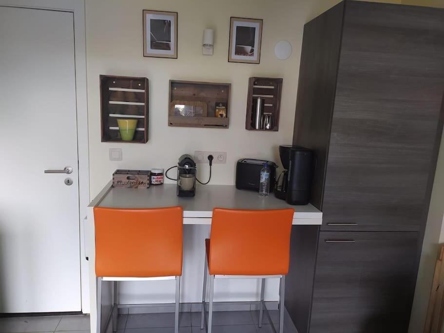 Kuchyň nebo kuchyňský kout v ubytování Vakantiewoning dichtbij zee