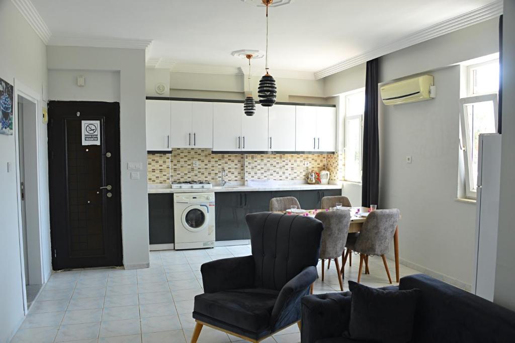 A kitchen or kitchenette at Side leon
