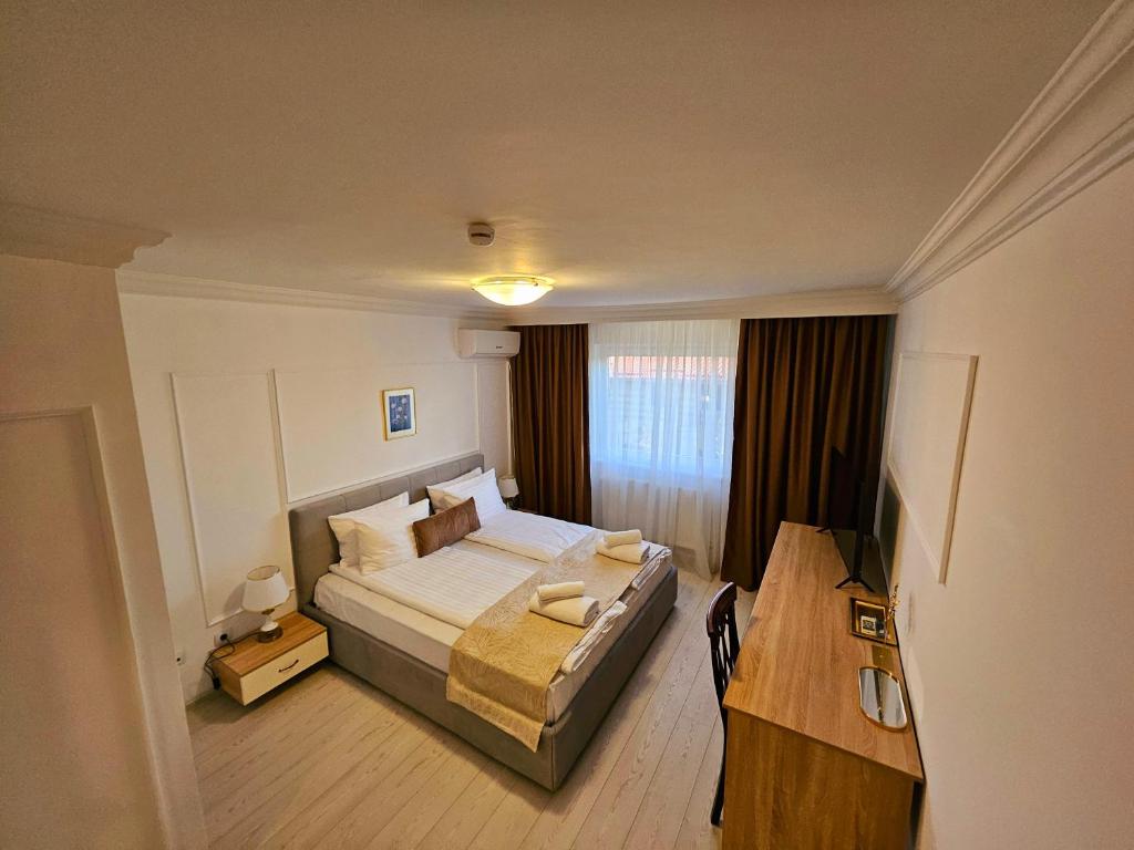 Hotel Royal Plaza By TimHotels - Resim 23