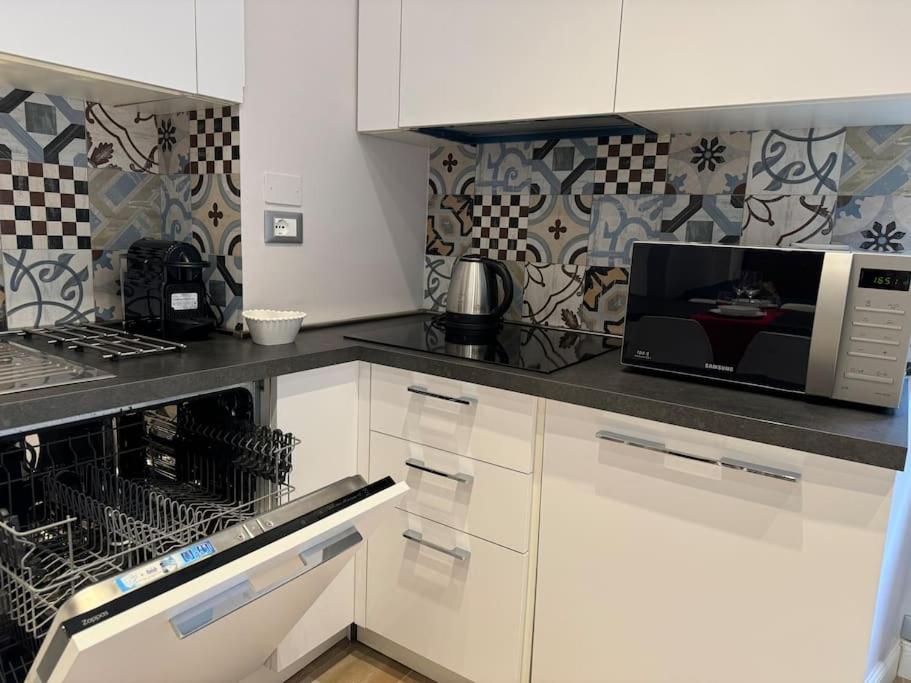 A kitchen or kitchenette at Bighetti Living