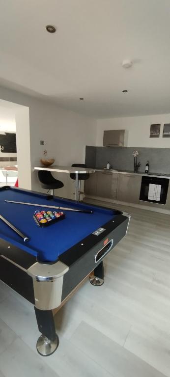 " La suite royale " Loveroom avec jacuzzi – photo 8