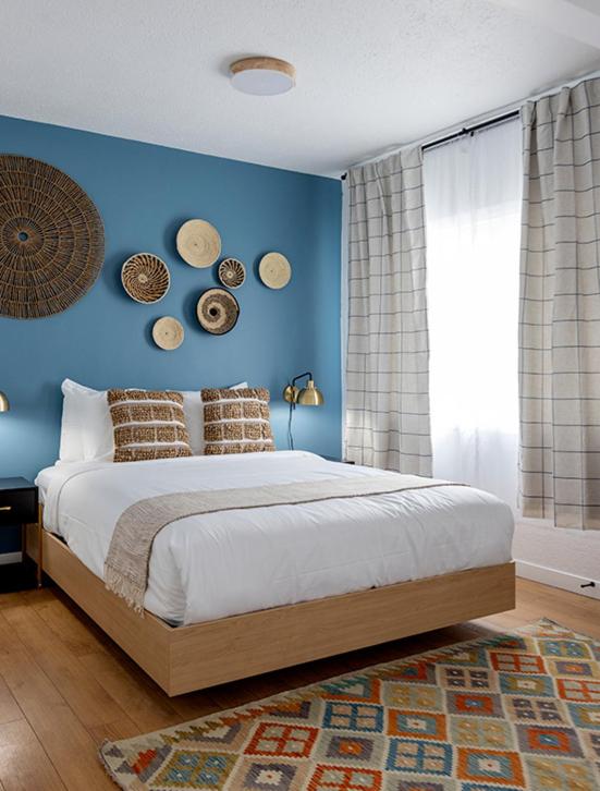 Beachfront Kettle Valley Beach Resort - Studio Queen