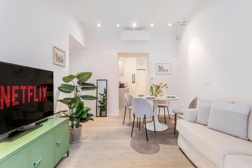 Vatican Chic House
