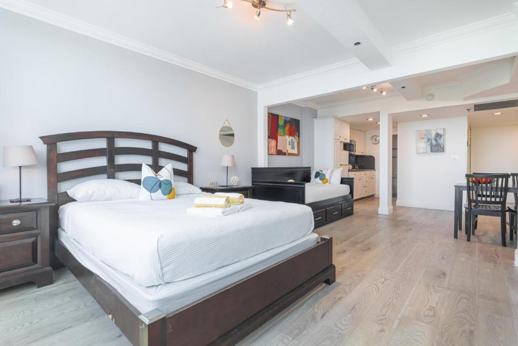 Girasole Apartments - 
