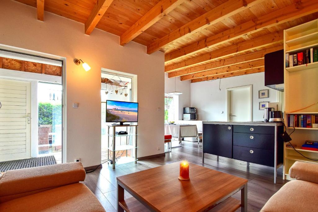 โทรทัศน์และ/หรือระบบความบันเทิงของ Strandhaus