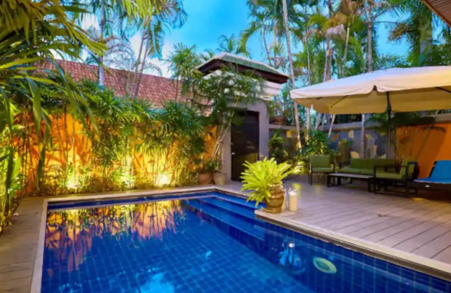 Swimmingpoolen hos eller tæt på Bali Style Luxury Pool Villa near Beach & Walking ST!