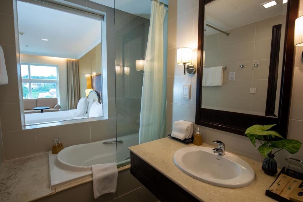 La Sapinette Hotel Dalat - 1