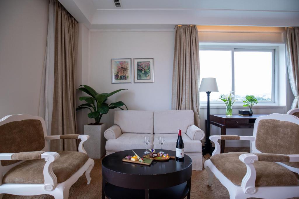Suite Executive Nhìn Ra Thành Phố