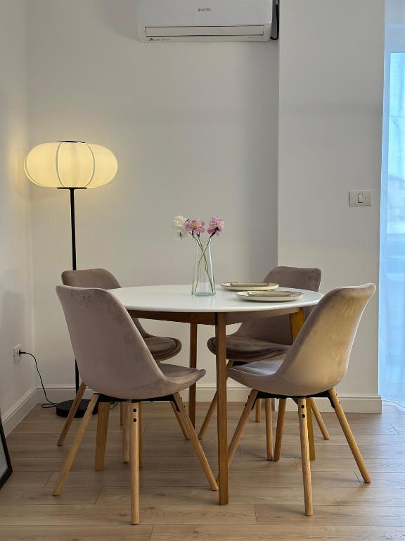 Fotografie z fotogalerie ubytování Grey Residence v destinaci Drobeta-Turnu Severin