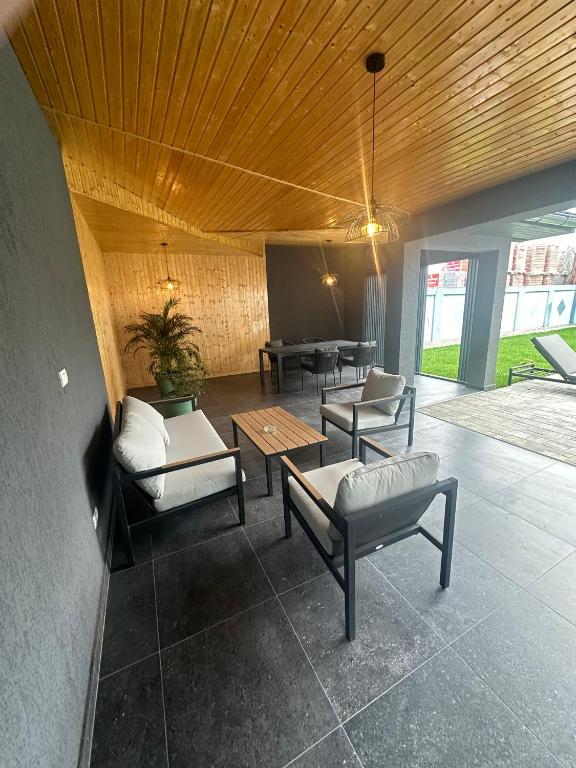Posezení v ubytování Grey Residence