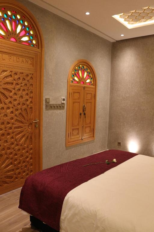 Postel nebo postele na pokoji v ubytování Riad AL FIDAN
