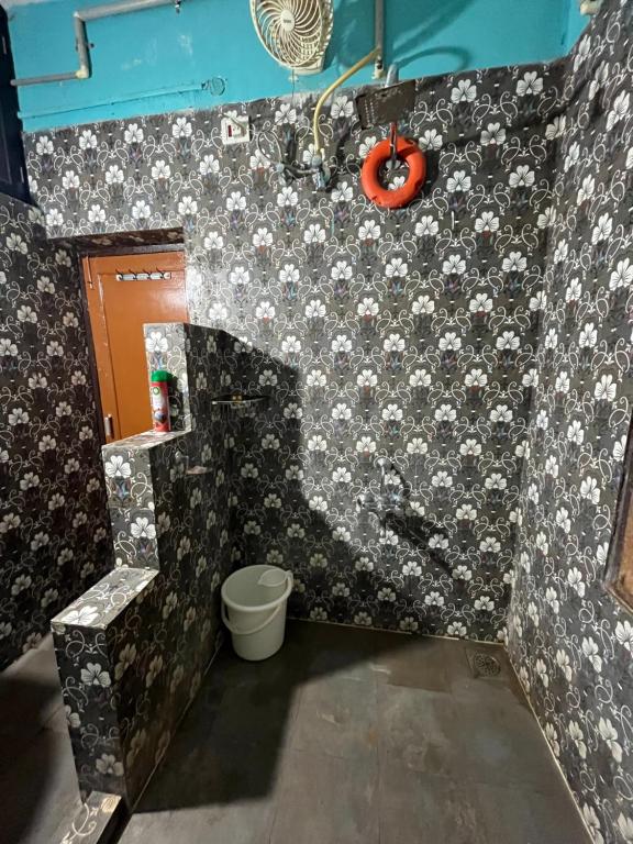 Koupelna v ubytování Sharad Baug homestay