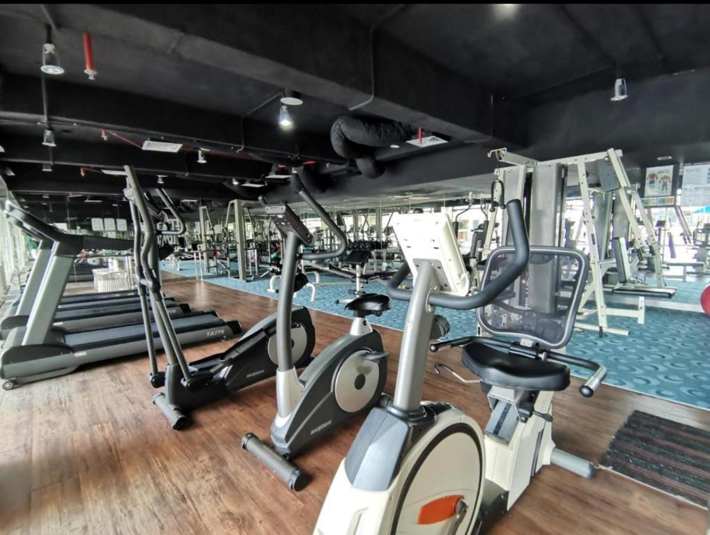 Fitness centrum a/nebo fitness zařízení v ubytování Faina Homestay SCSP Ming Garden Resident Kota Kinabalu