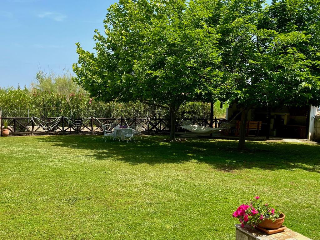 Zahrada ubytování Stone Villa Rokosini