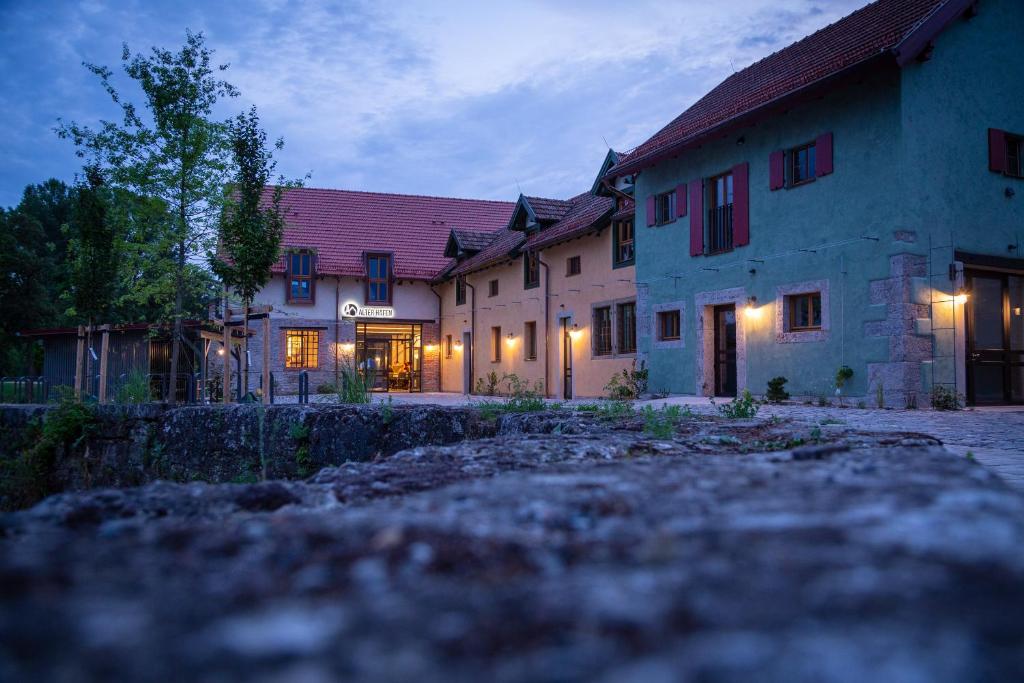 Budova, kde se hotel nachází