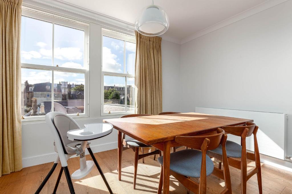 Fotografie z fotogalerie ubytování Beachfront Penthouse by the Old Course v destinaci St Andrews