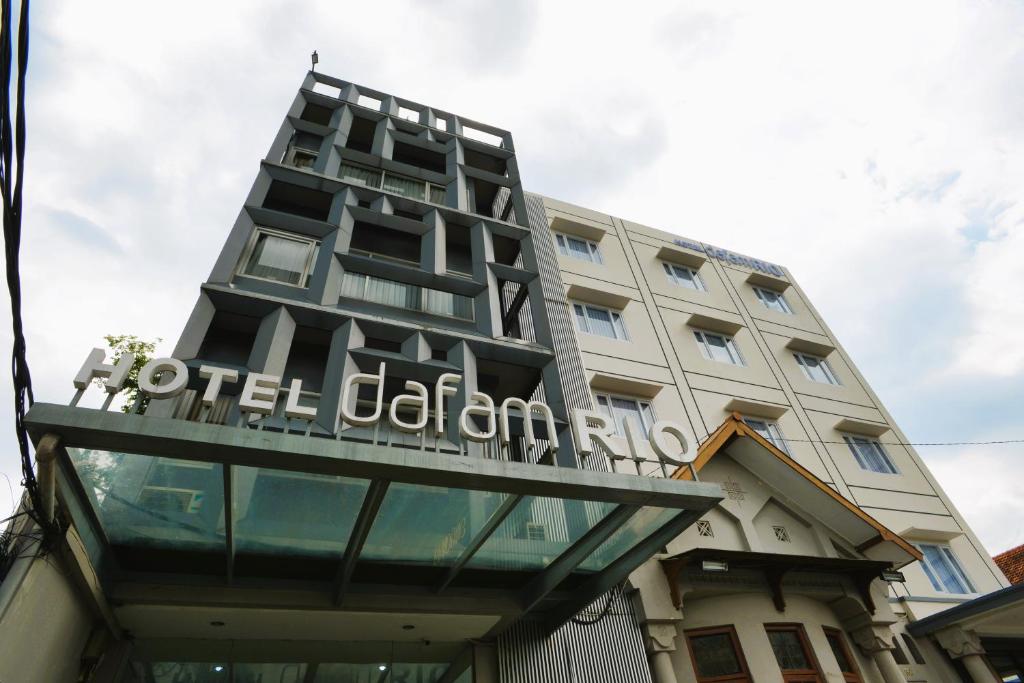 Budova, kde se hotel nachází