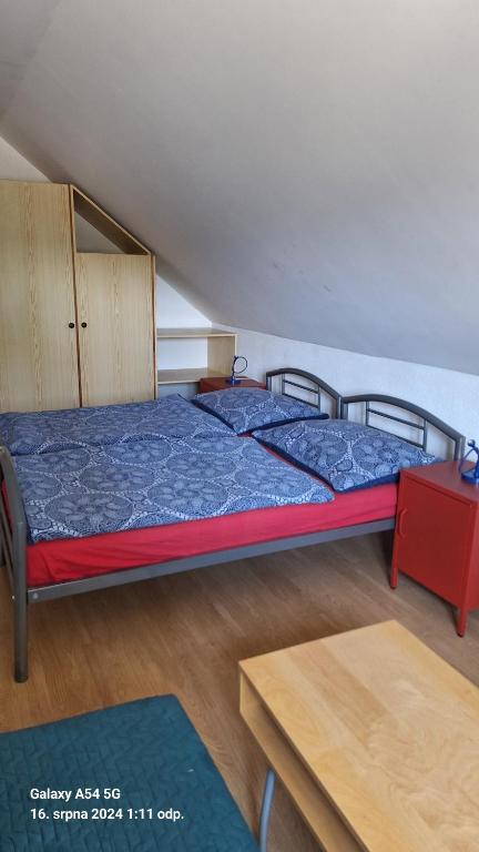 Postel nebo postele na pokoji v ubytování Pension Egida