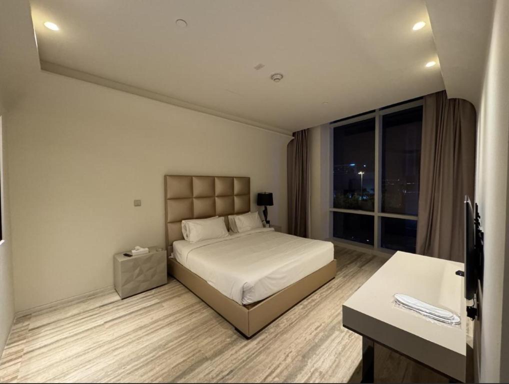 4Leisure Suites DAMAC Esclusiva Towers - Appartement D'une Chambre