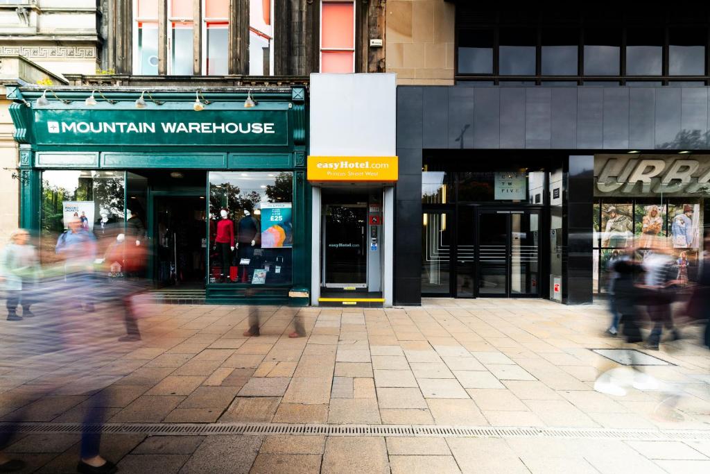 easyHotel Edinburgh - Resim 8