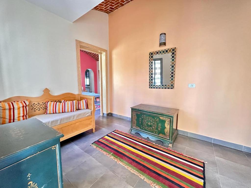 Du côté de chez Blili's - Two-Bedroom Apartment
