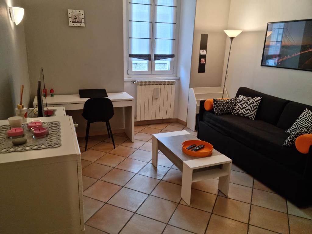 Posedenie v ubytovaní Mattia house