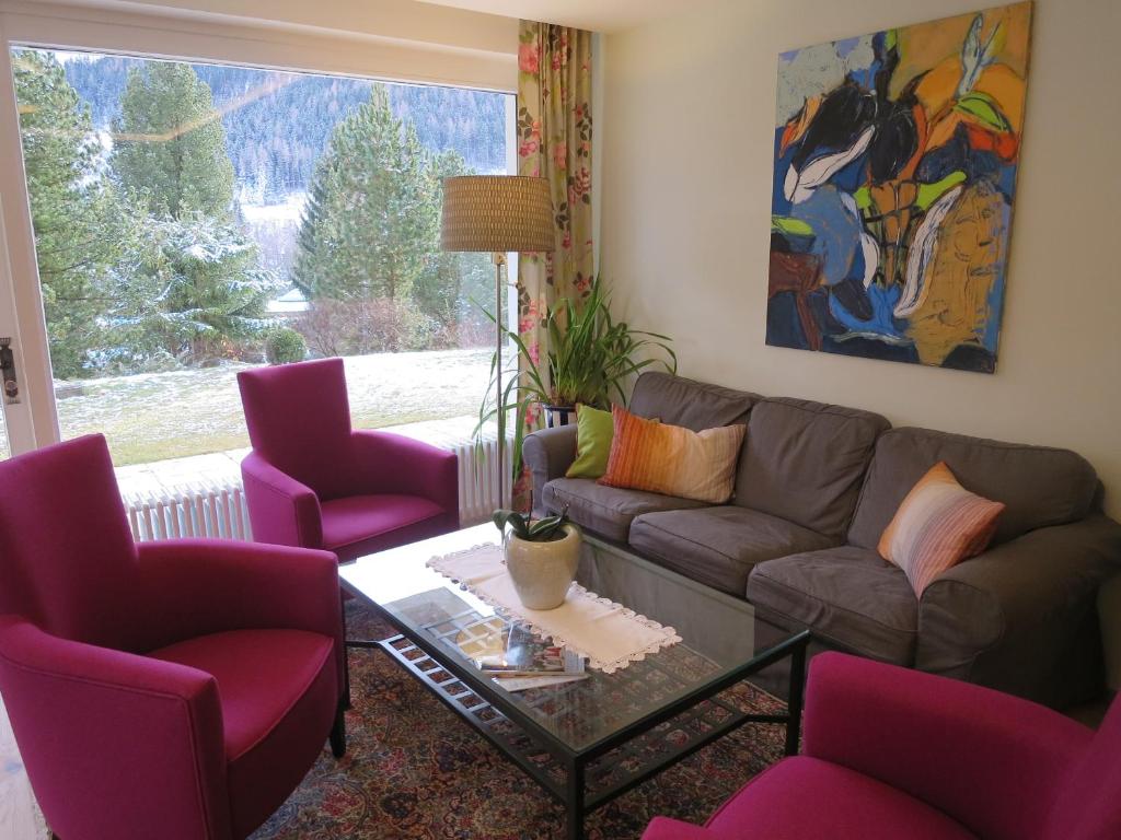 Posezení v ubytování Gästehaus Schusser an der Therme, Frühstück inklusive, Doppelzimmer und Ferienwohnung
