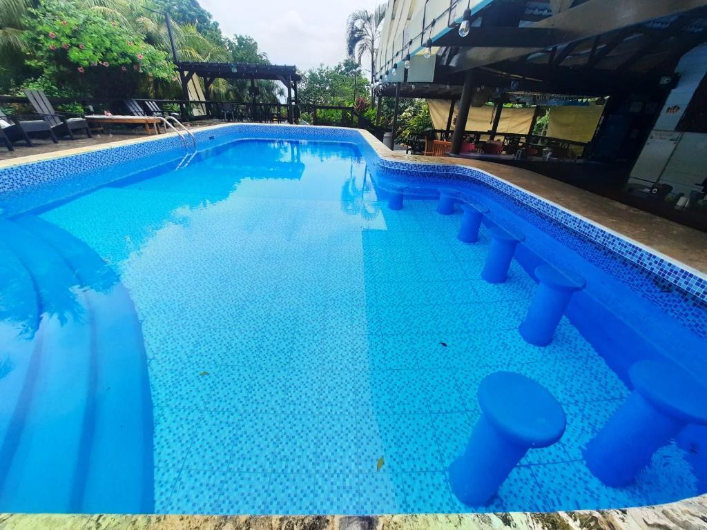 Bazén v ubytování Guava Grove Resort & Villas nebo v jeho okolí