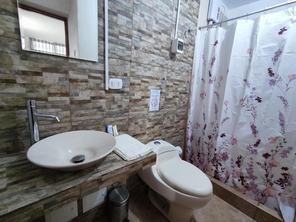 Ένα μπάνιο στο Anata Hotel
