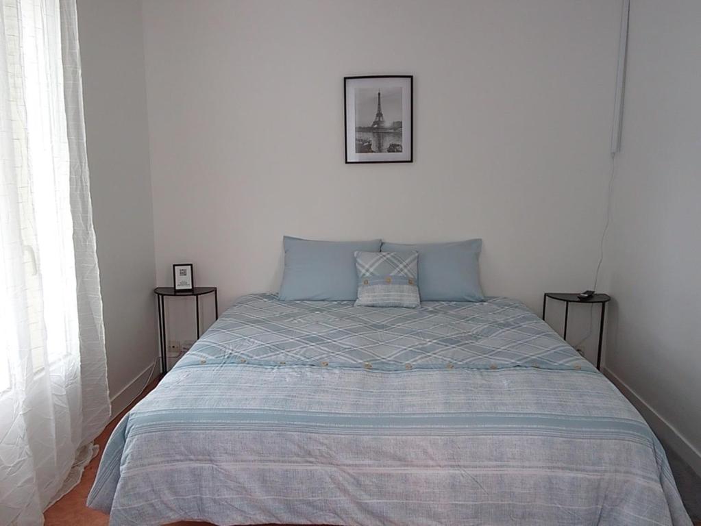 Posteľ alebo postele v izbe v ubytovaní Chambre privée a Arcueil - Cachan