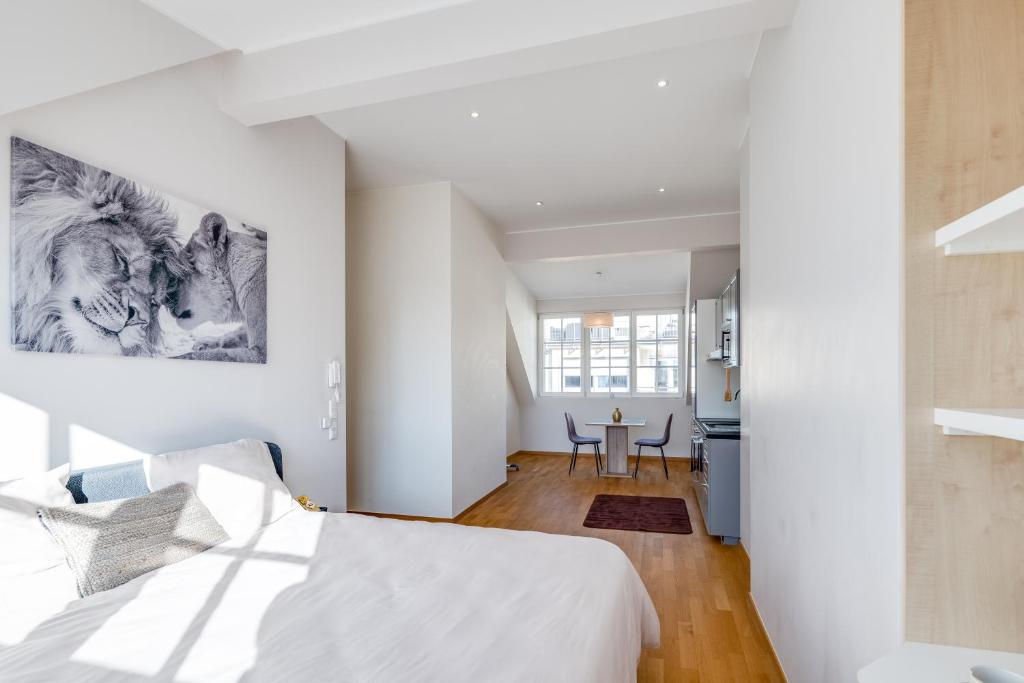 Pétrusse Élite Suites - Resim 6