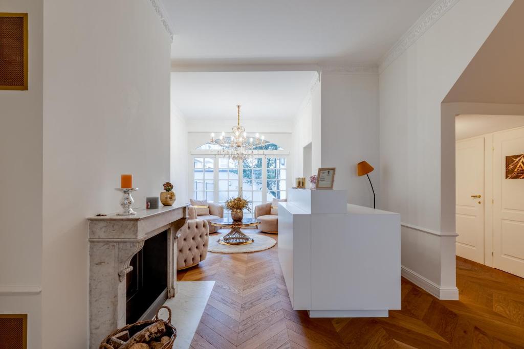 Pétrusse Élite Suites - Resim 43