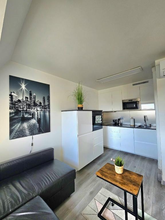 Apartament Pod Radiostacją -Gliwice Tarnogórska, parking free, klimatyzacja - Appartement D'une Chambre