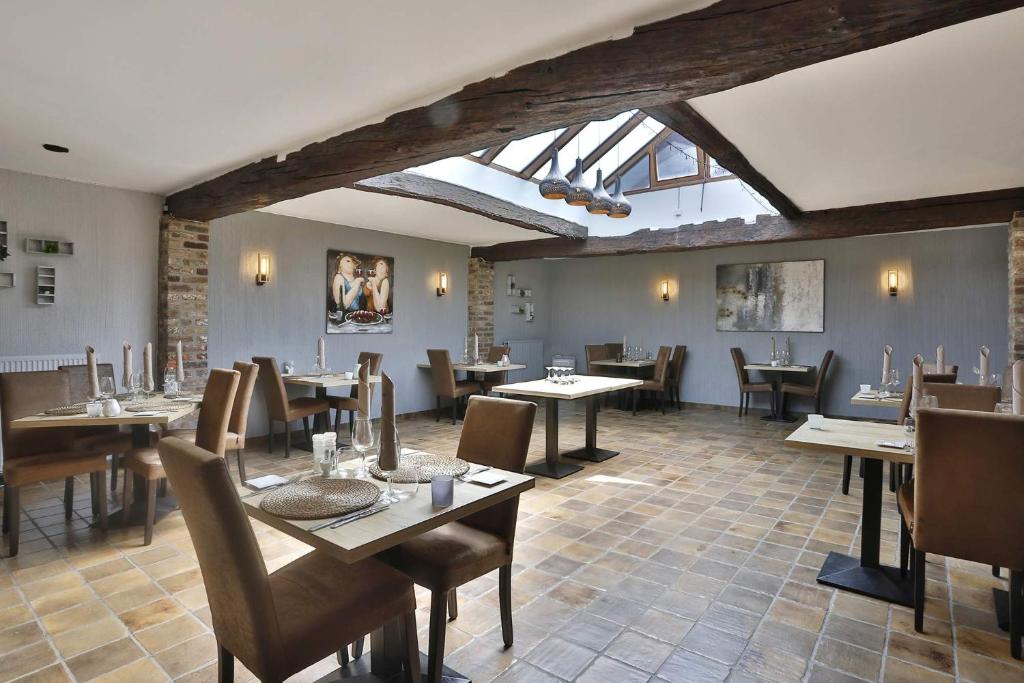 Posezení v ubytování Hotel-Restaurant La Crémaillère
