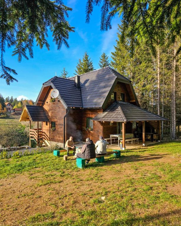 Κήπος έξω από το Vacation Home Miki 2