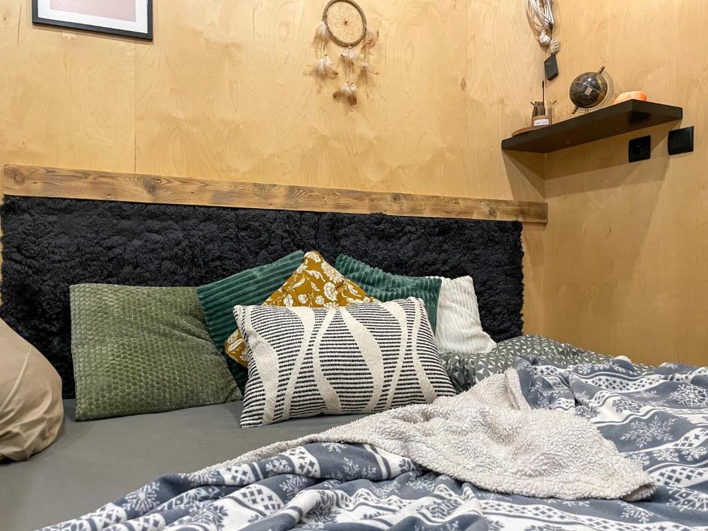 Postel nebo postele na pokoji v ubytování Bouda Krušnohorka