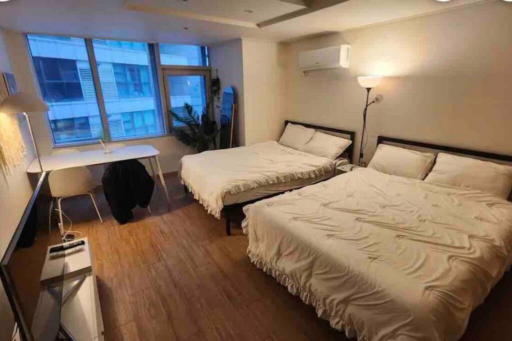 Gangnam House#good price#Luxury#Confort#Best location客房内的一张或多张床位
