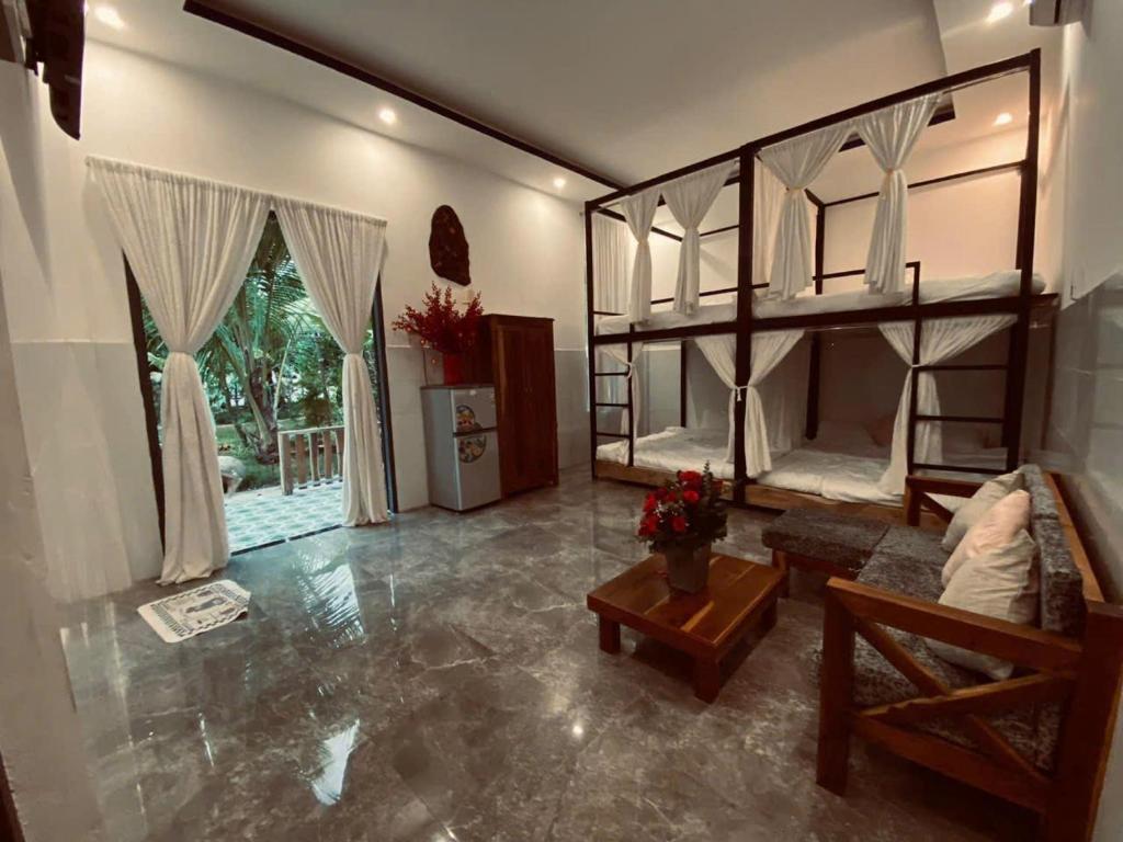 Hoang Phuc resort - Bungalow Familiar